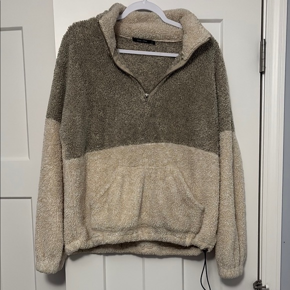 Doe & Rae Jackets & Blazers - Doe & Rae fuzzy jacket size: M